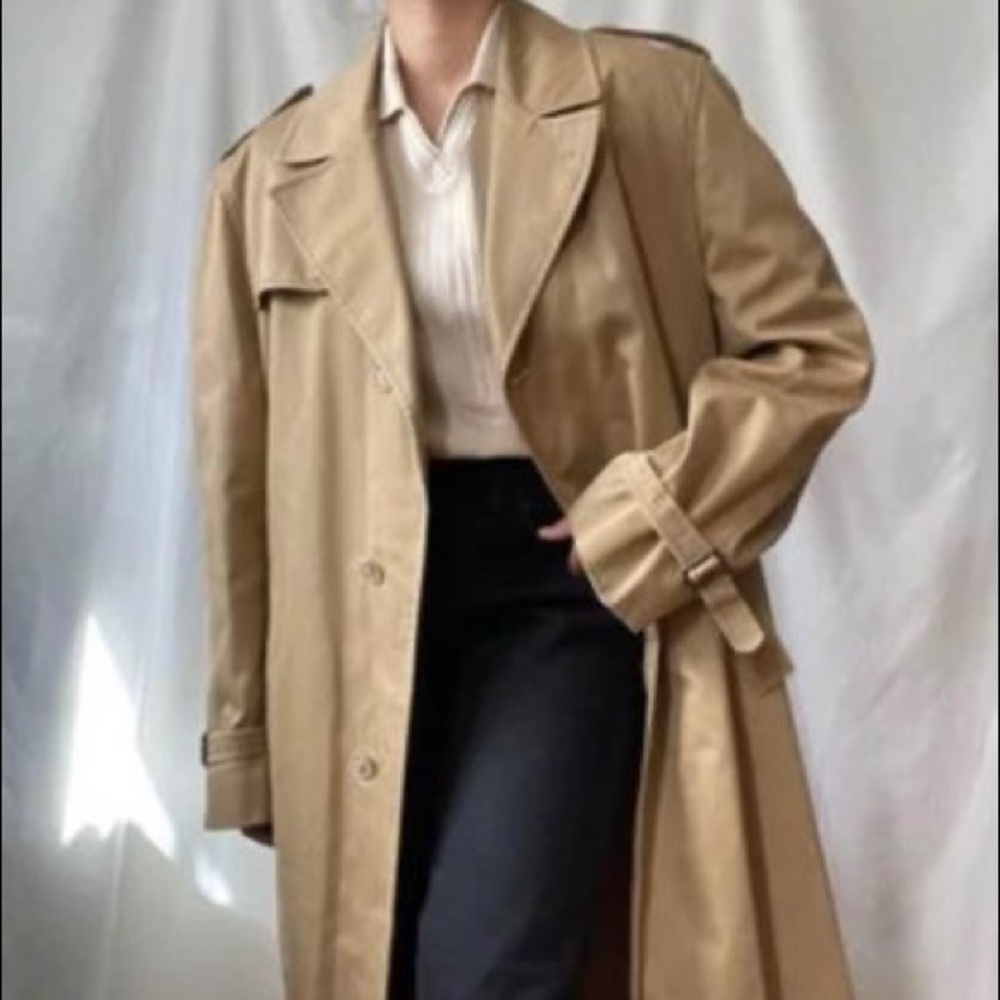 Vintage neutral camel colour trench.